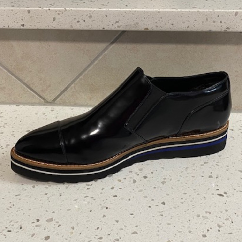 NWOB Black Vince Men's Slip on Shoes